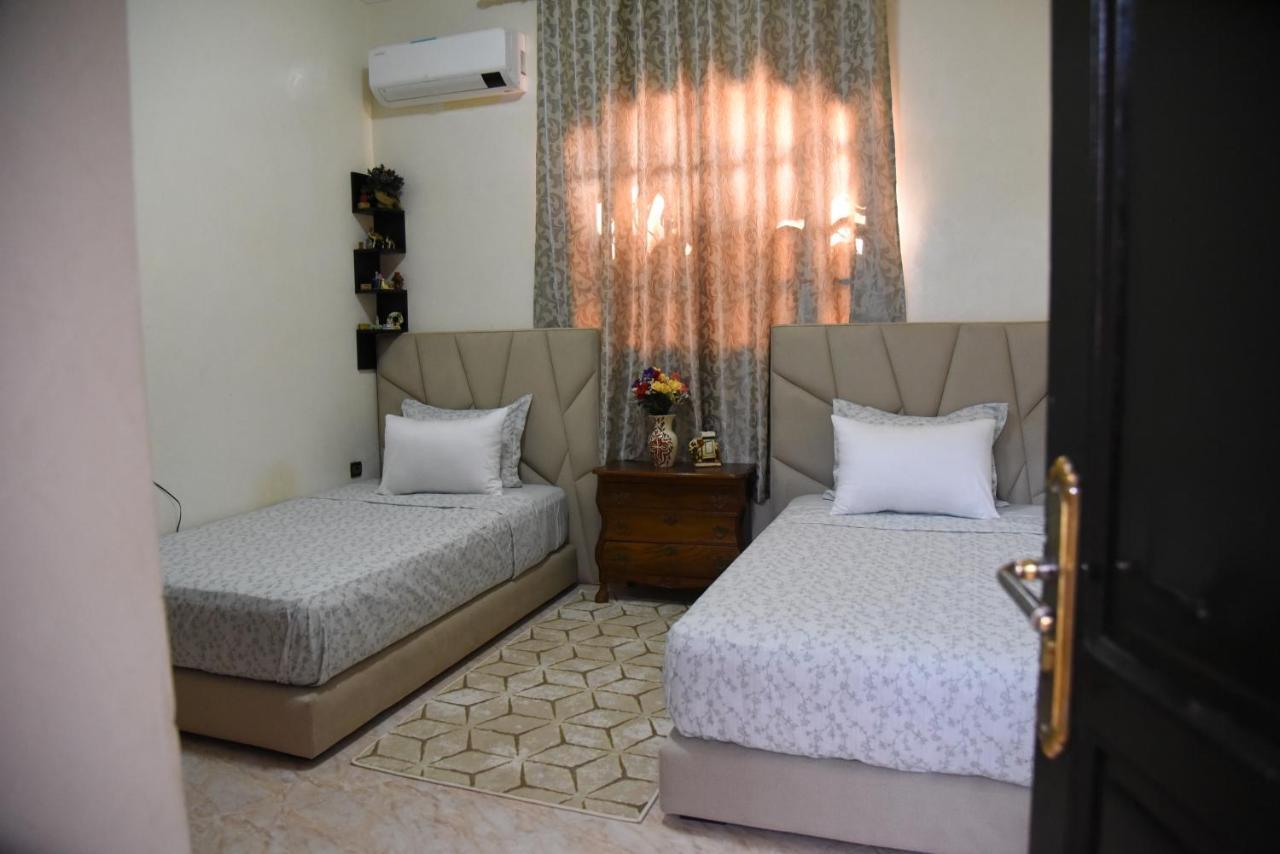 Marrakech Art Apartment มาร์ราเกช ภายนอก รูปภาพ